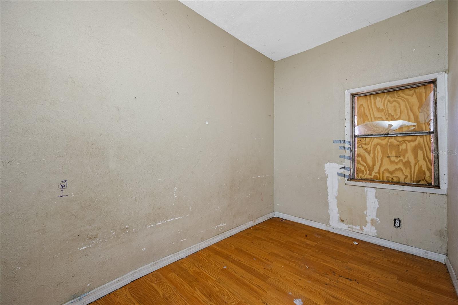 Building 2 bedroom