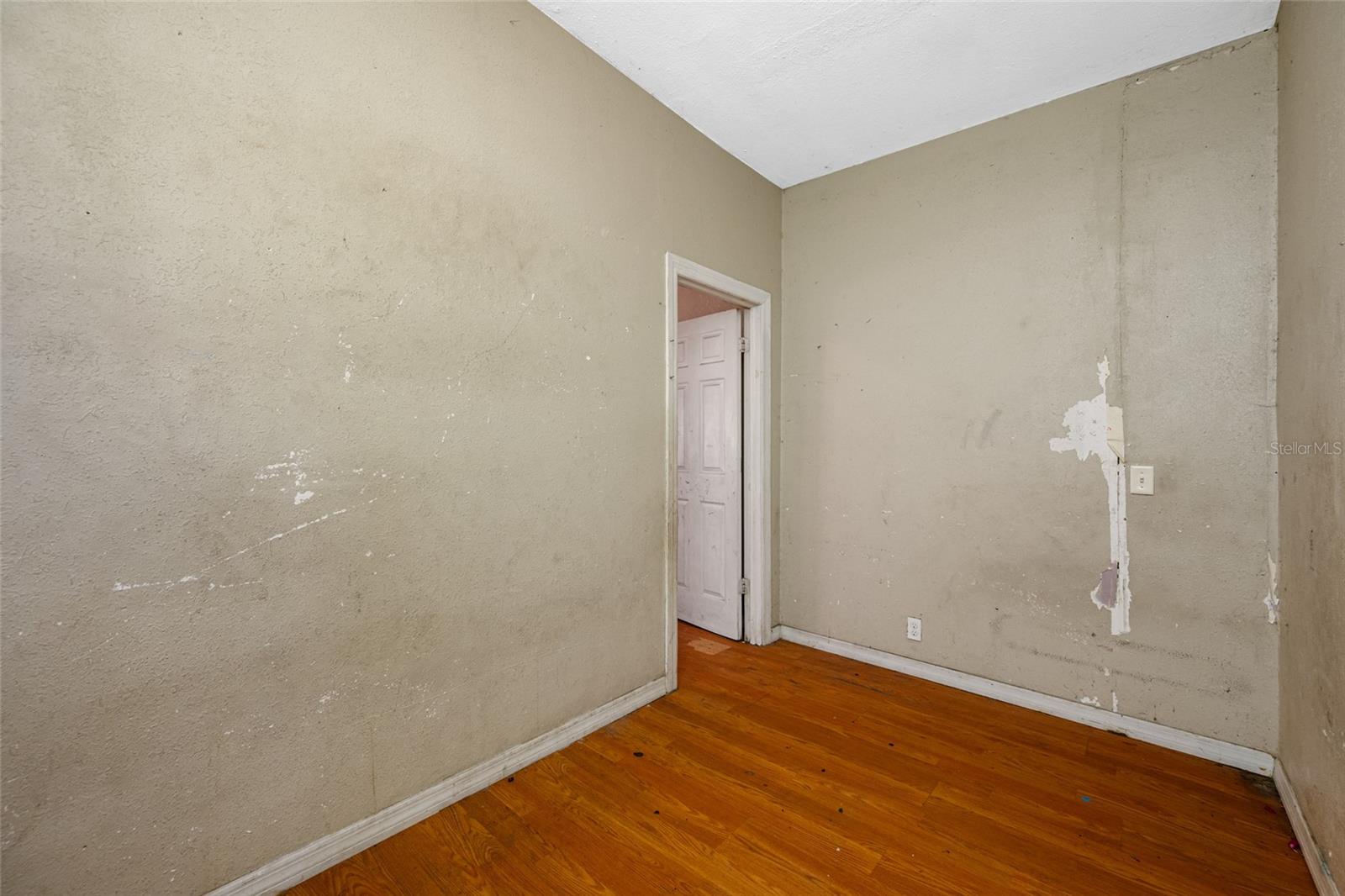 Building 2 Bedroom