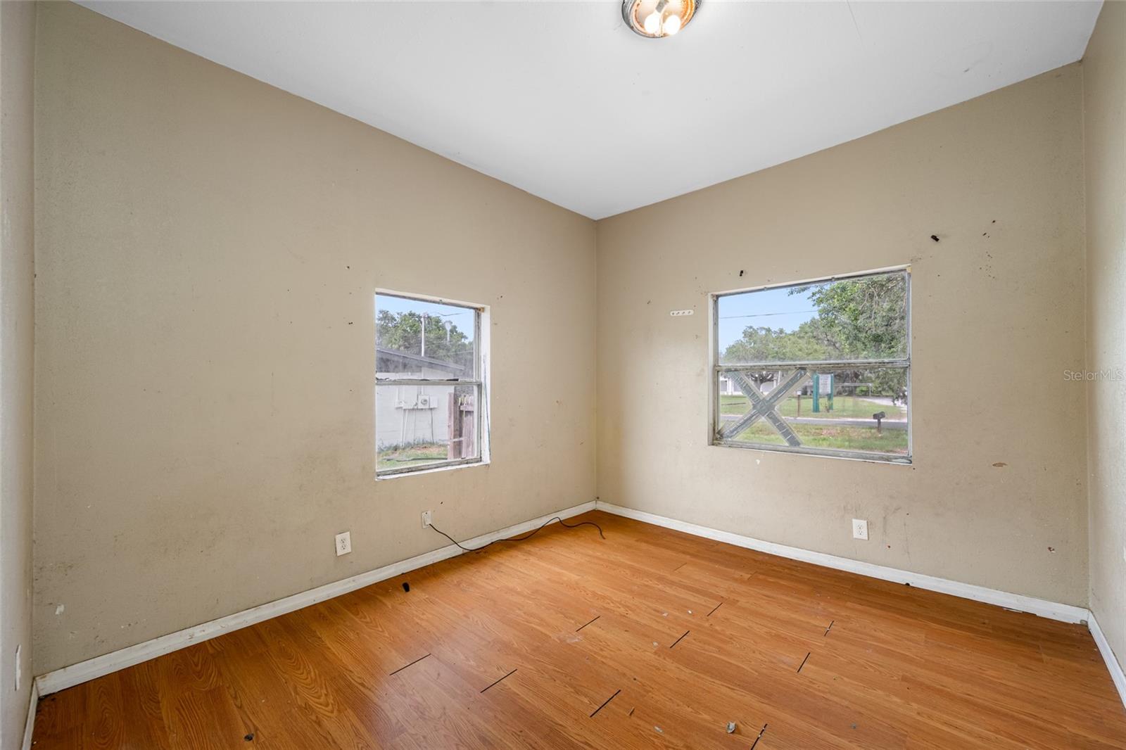 Building 2 bedroom