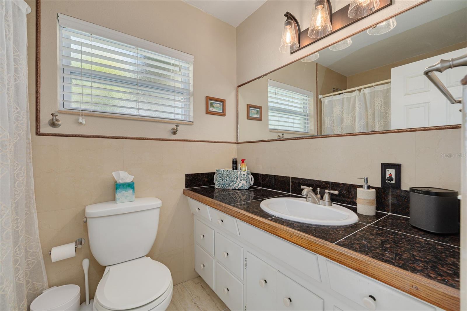 Primary Ensuite Bath
