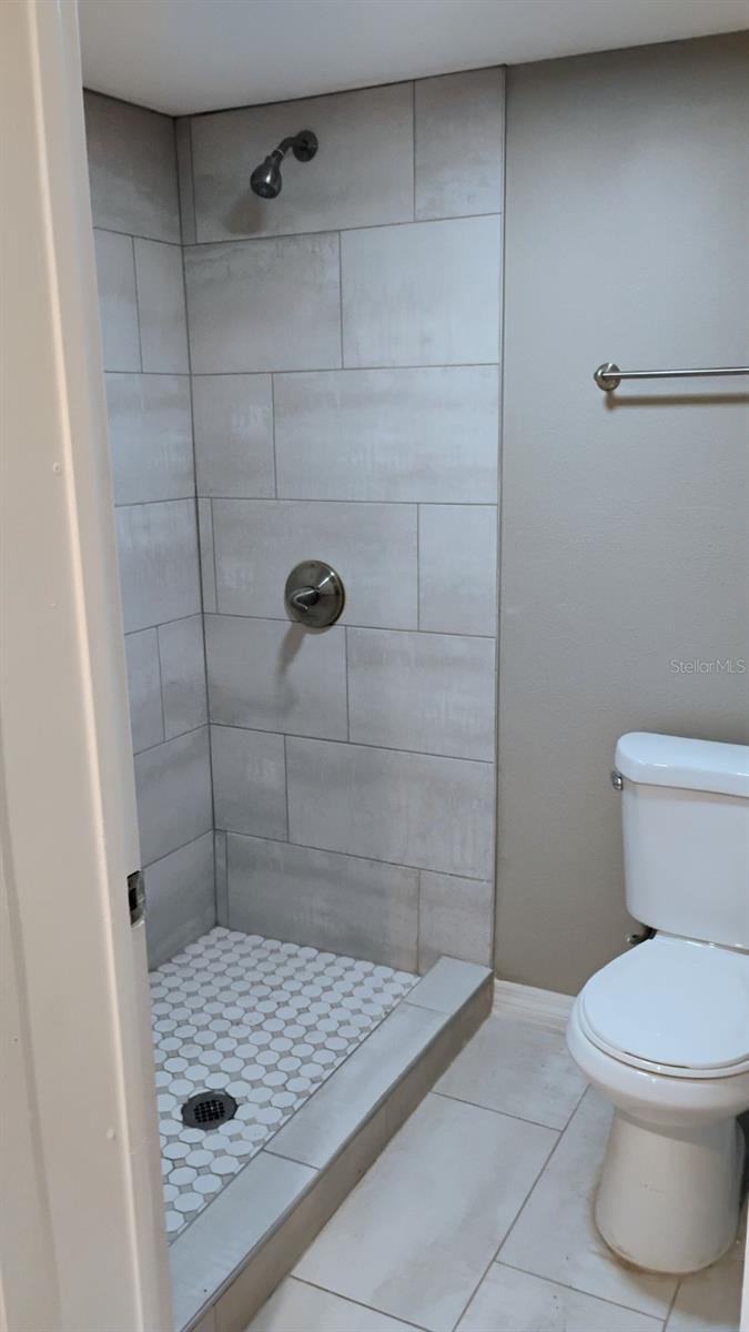 2nd Bathroom 3rd view