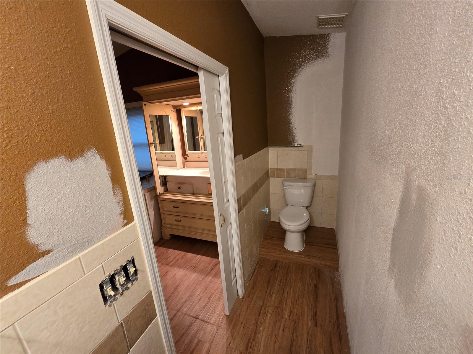 Master Toilet