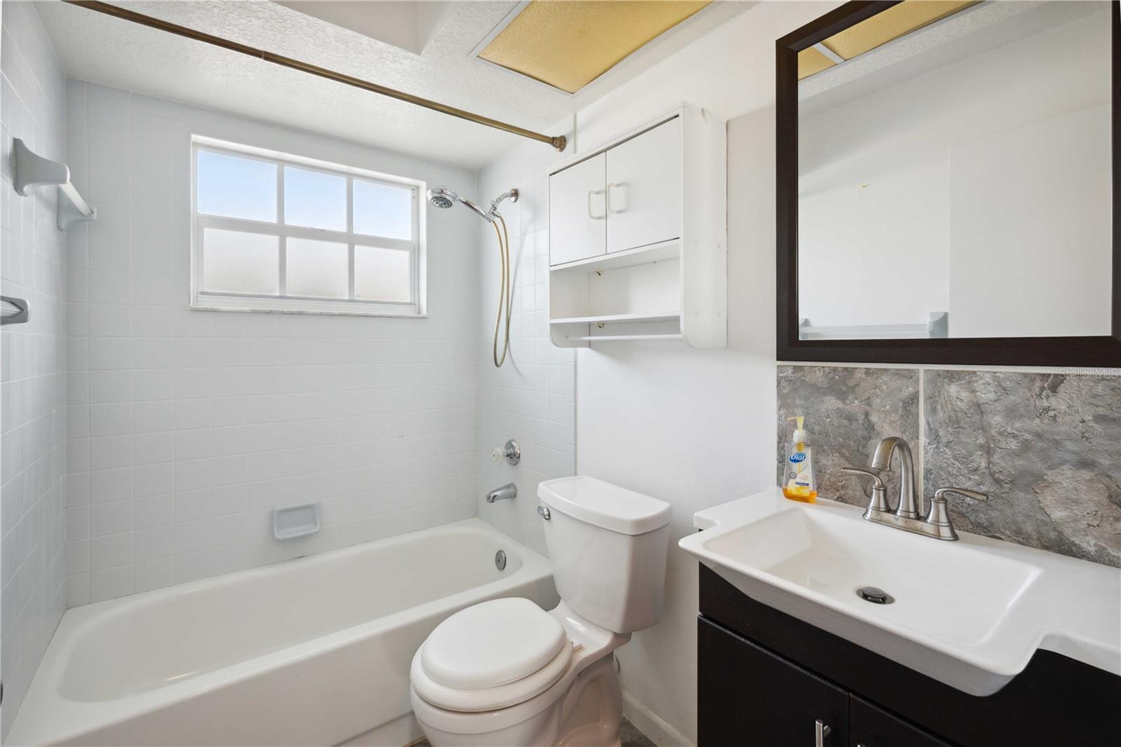 2nd Bathroom