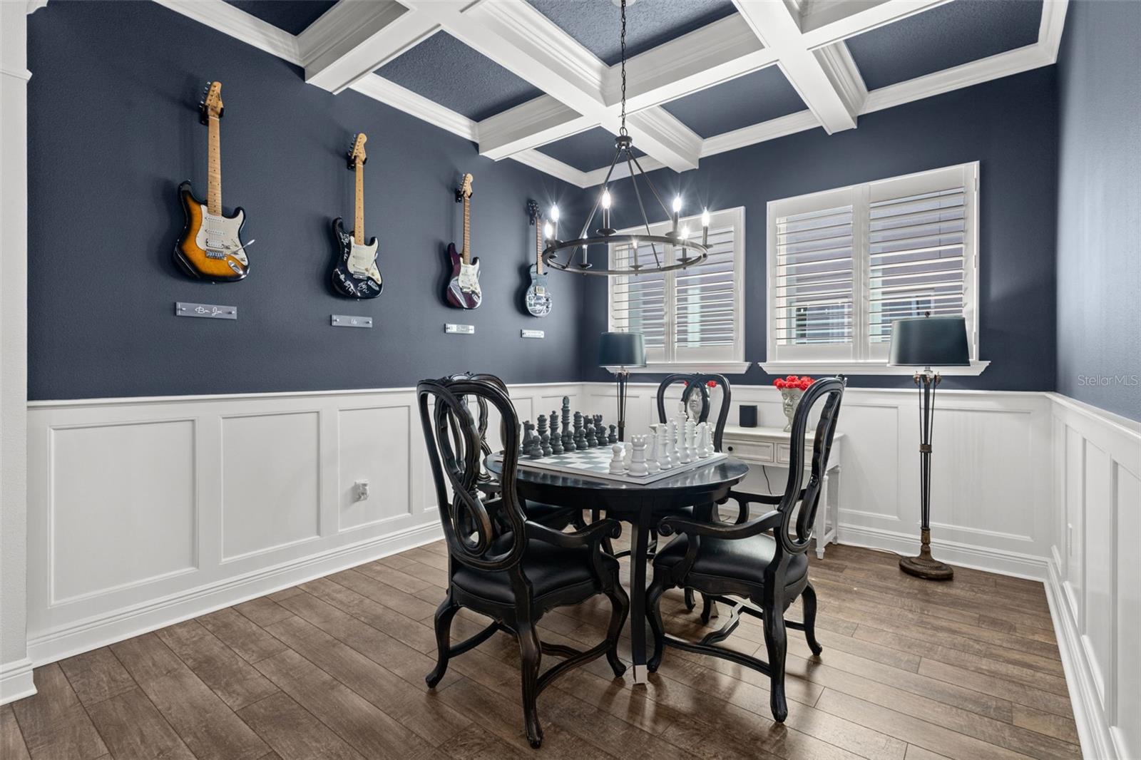 Study/Den area with coffered ceilings