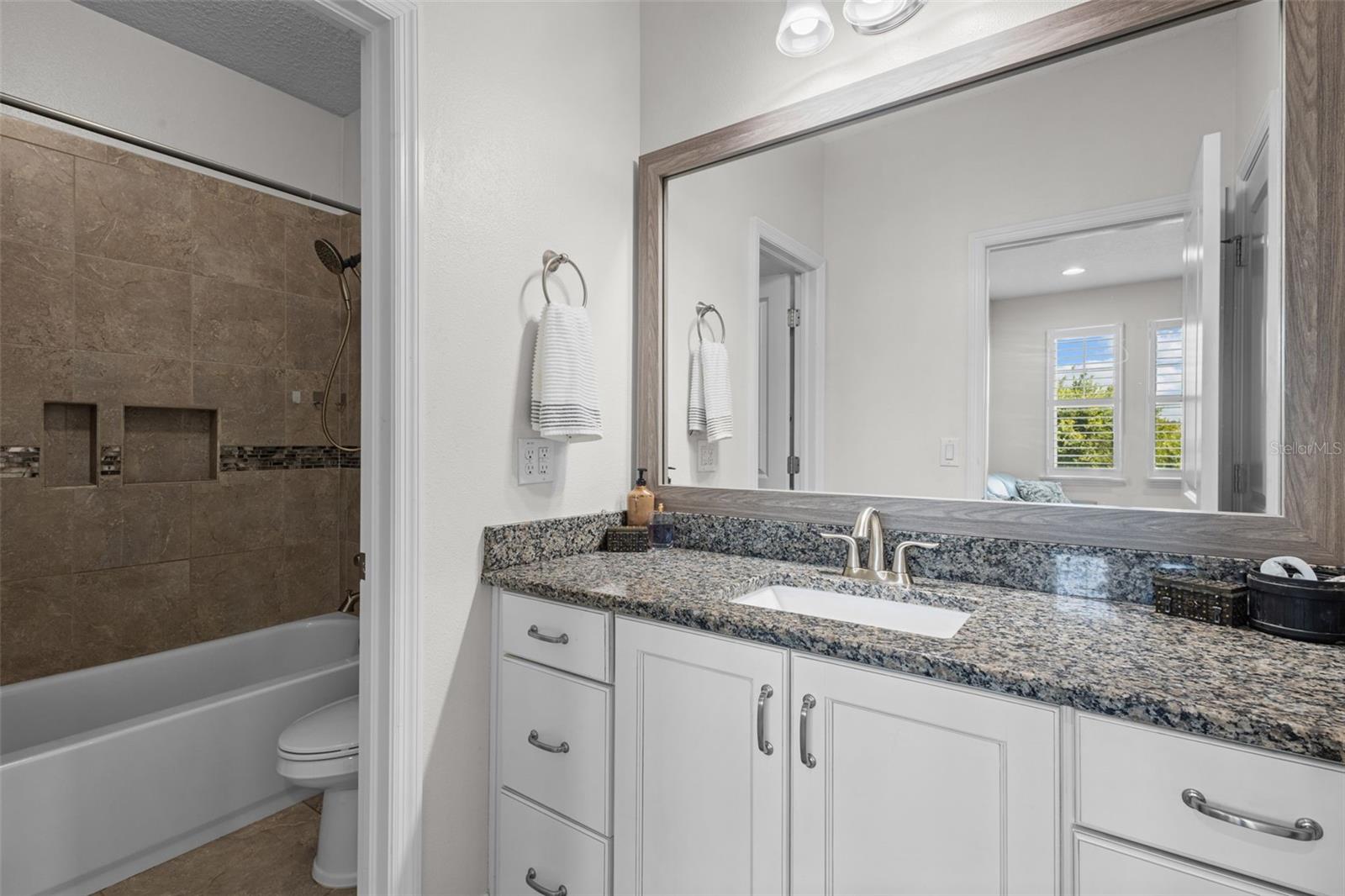Bathroom 4 - upstairs
