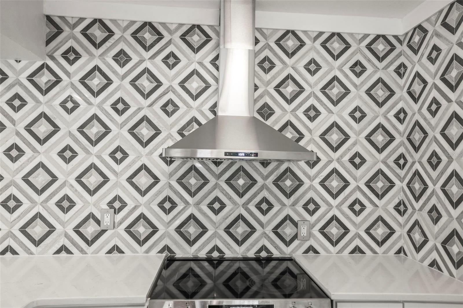 Gorgeous backsplash