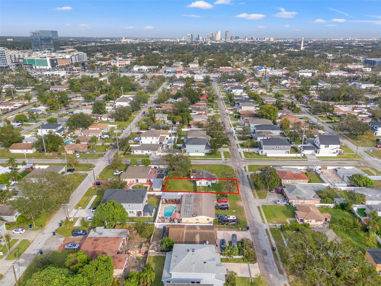 This prime location is just minutes from all that Tampa has to offer!