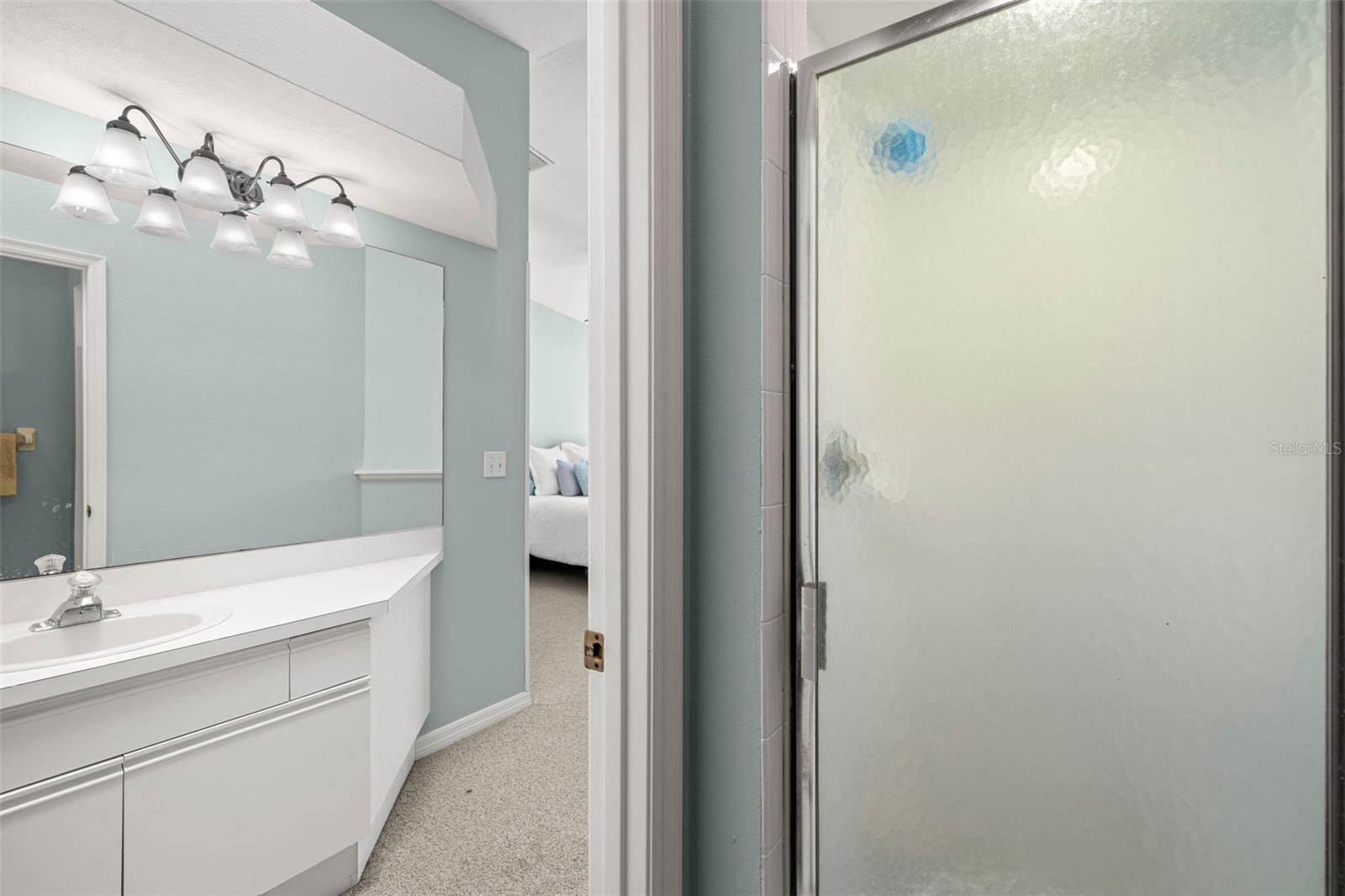 Primary bath