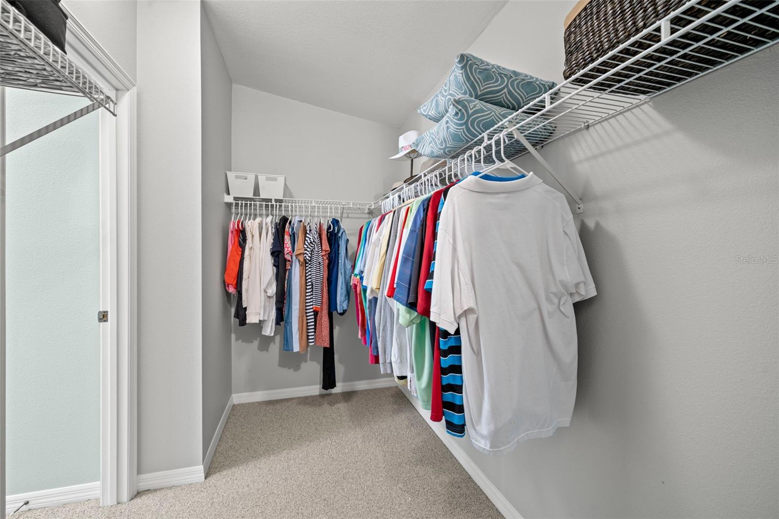 Walk-in closet