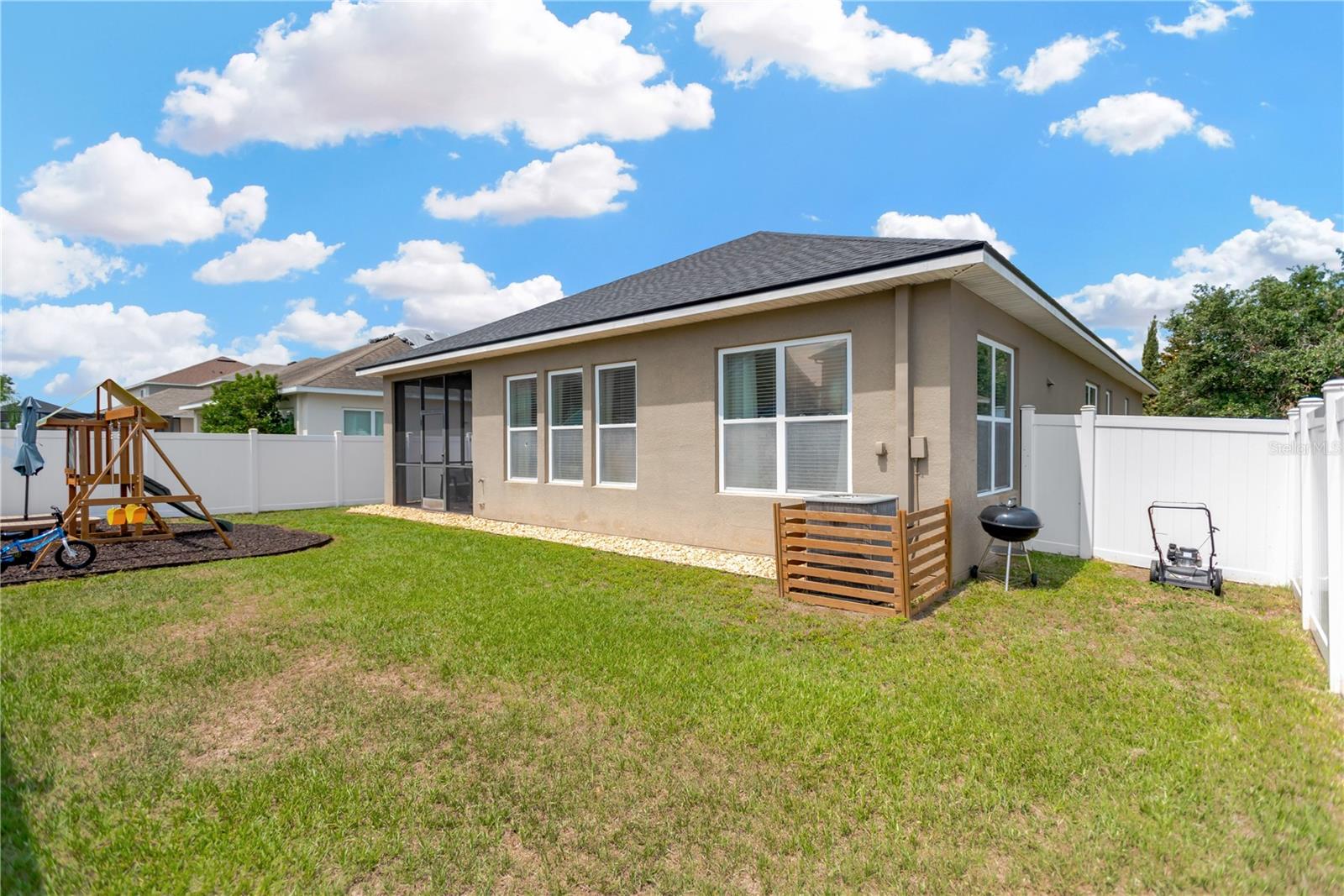 This home offers that desirable backyard Green Space in a fully fenced environment.