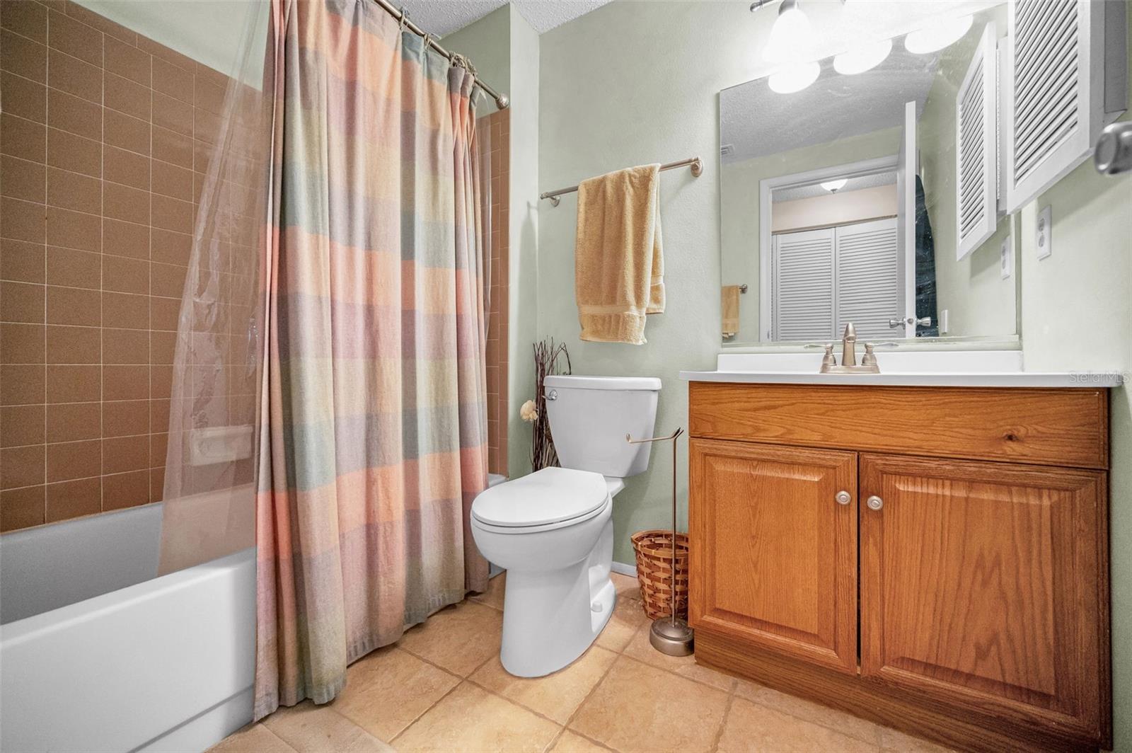 2nd Bathroom