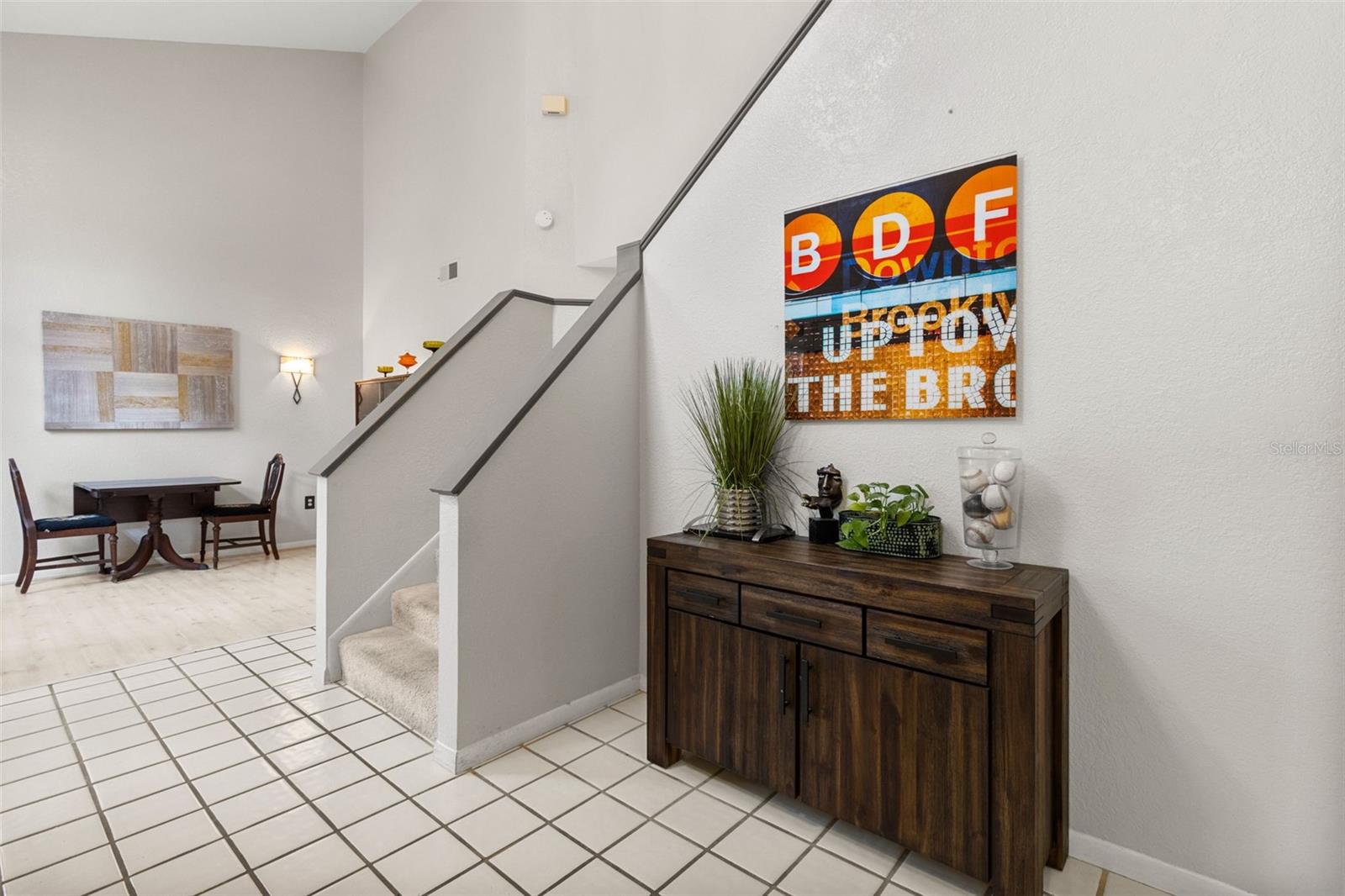 Entryway / Foyer