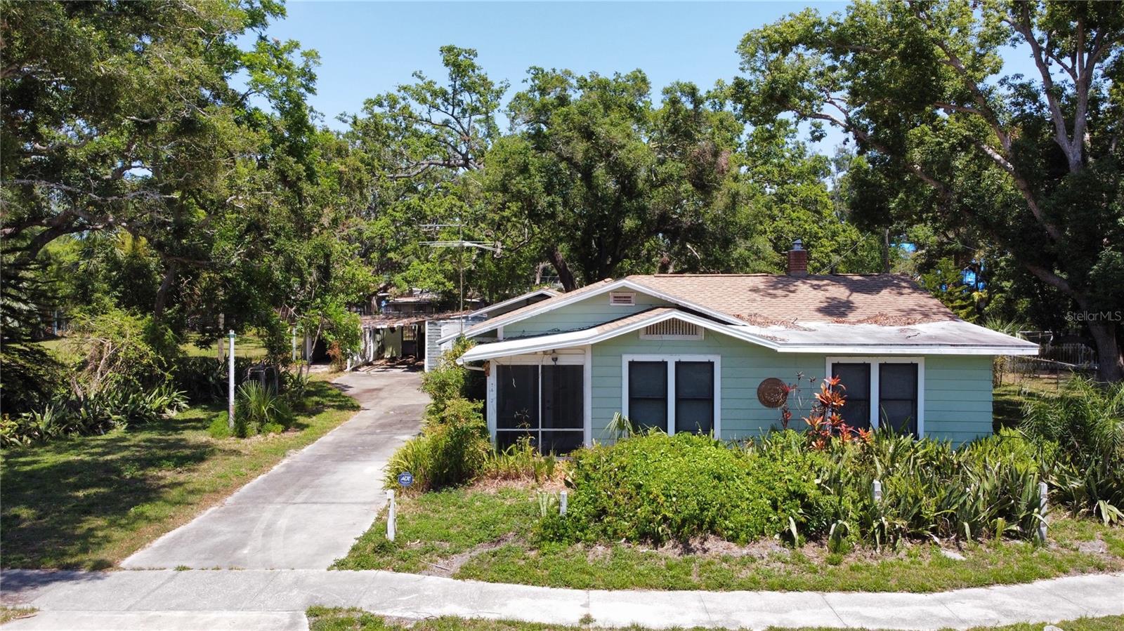 Additional house on parcel needing rehab or for tear down