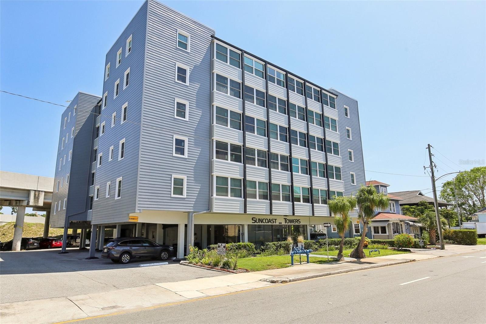 Convenient Downtown location
