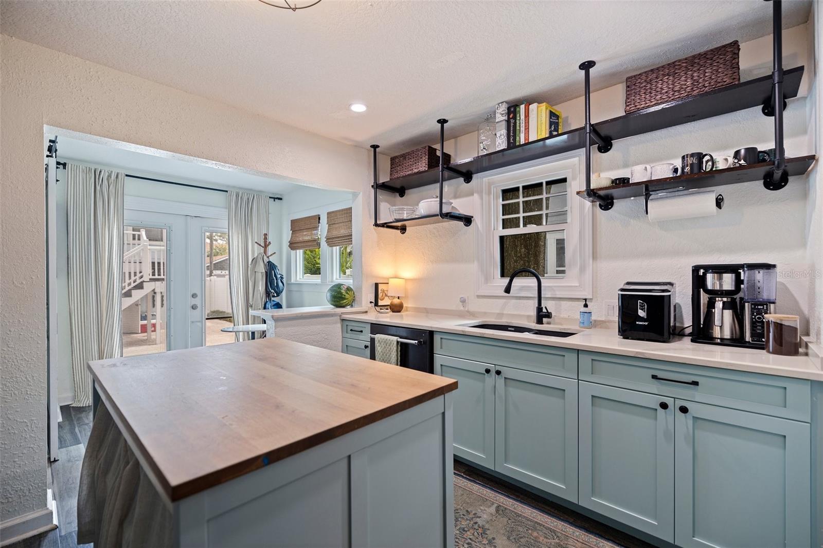 A cheff's dream kitchen!