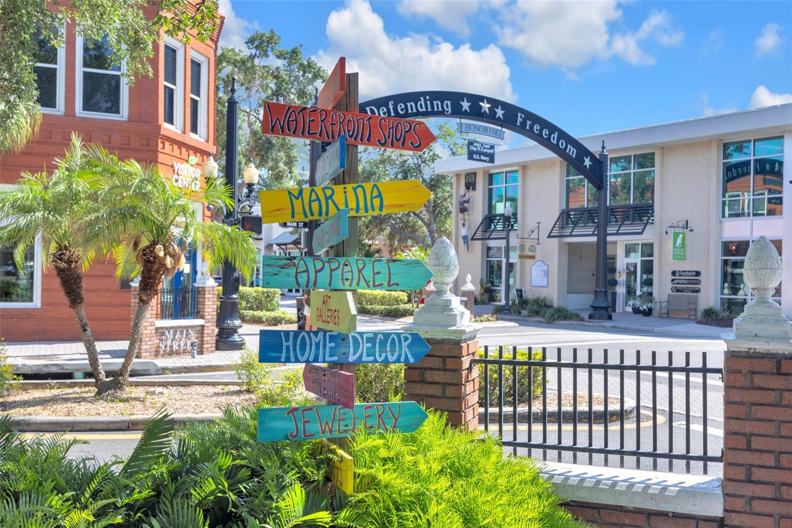 downtown Dunedin