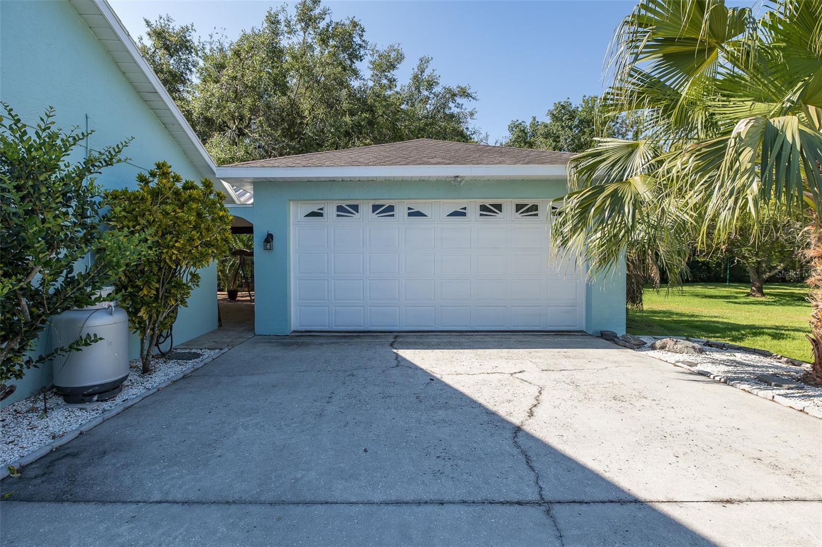 4 car garage