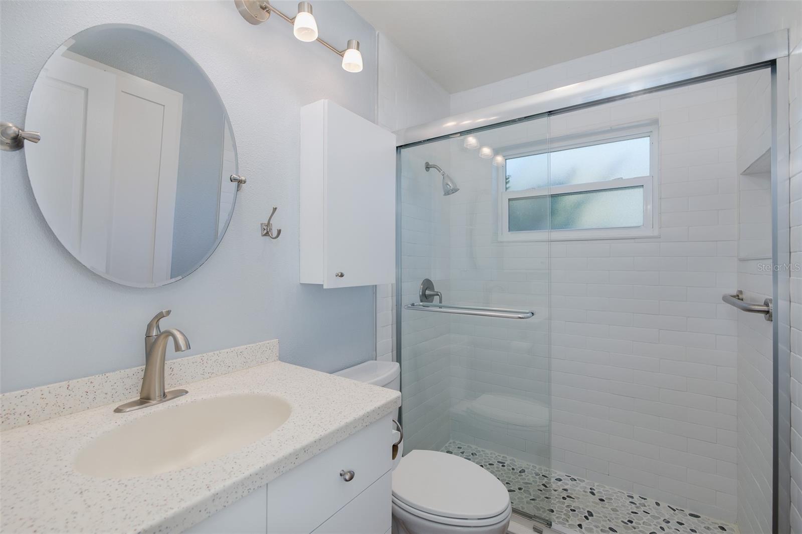2nd Bathroom