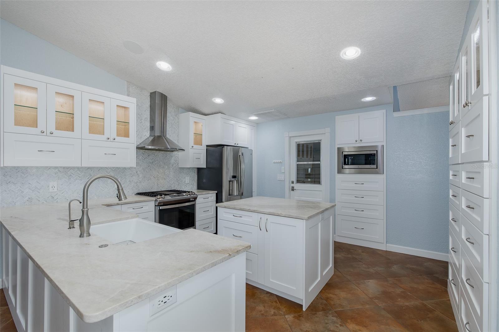 Custom Design Kitchen