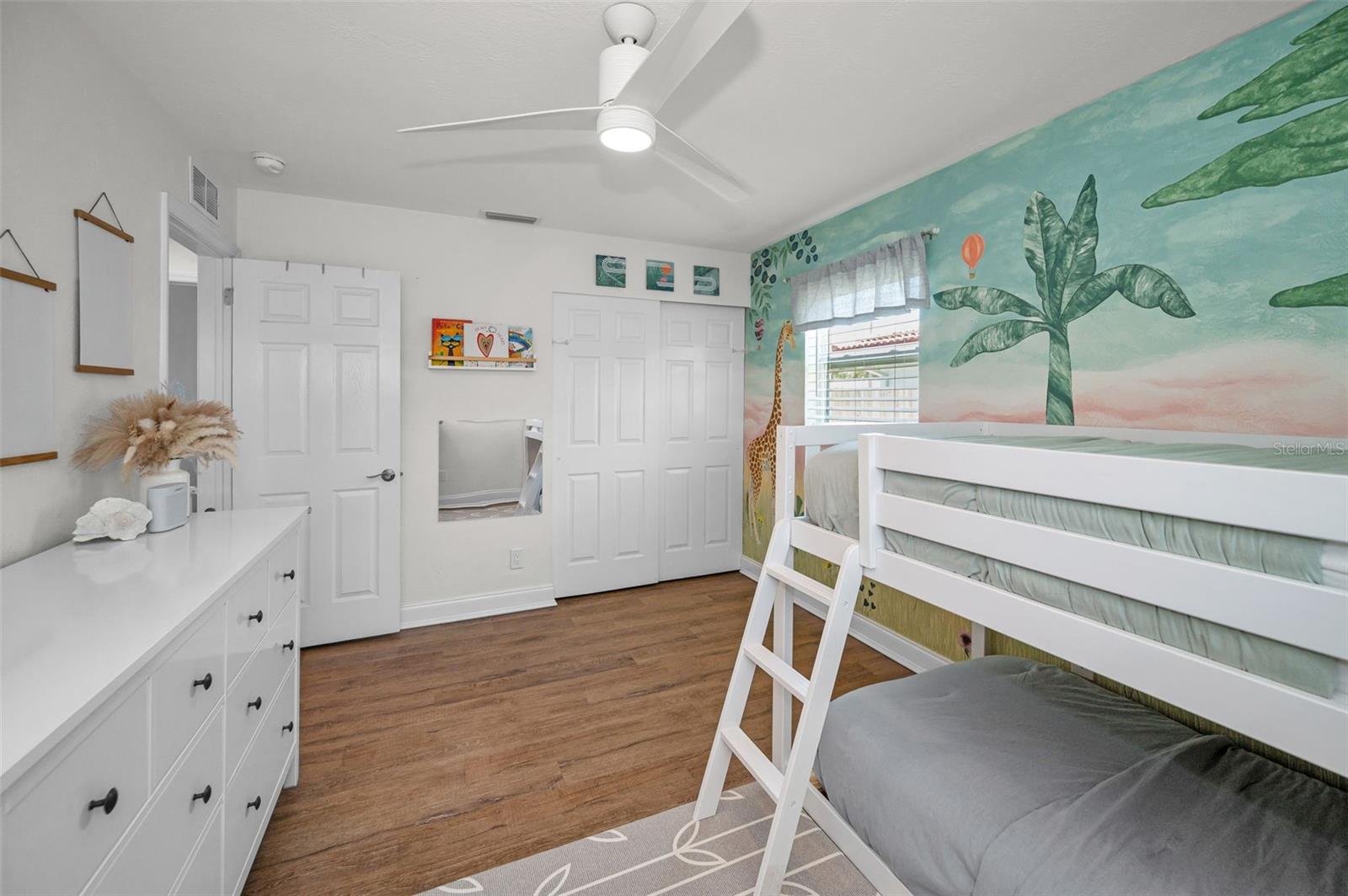 Second bedroom