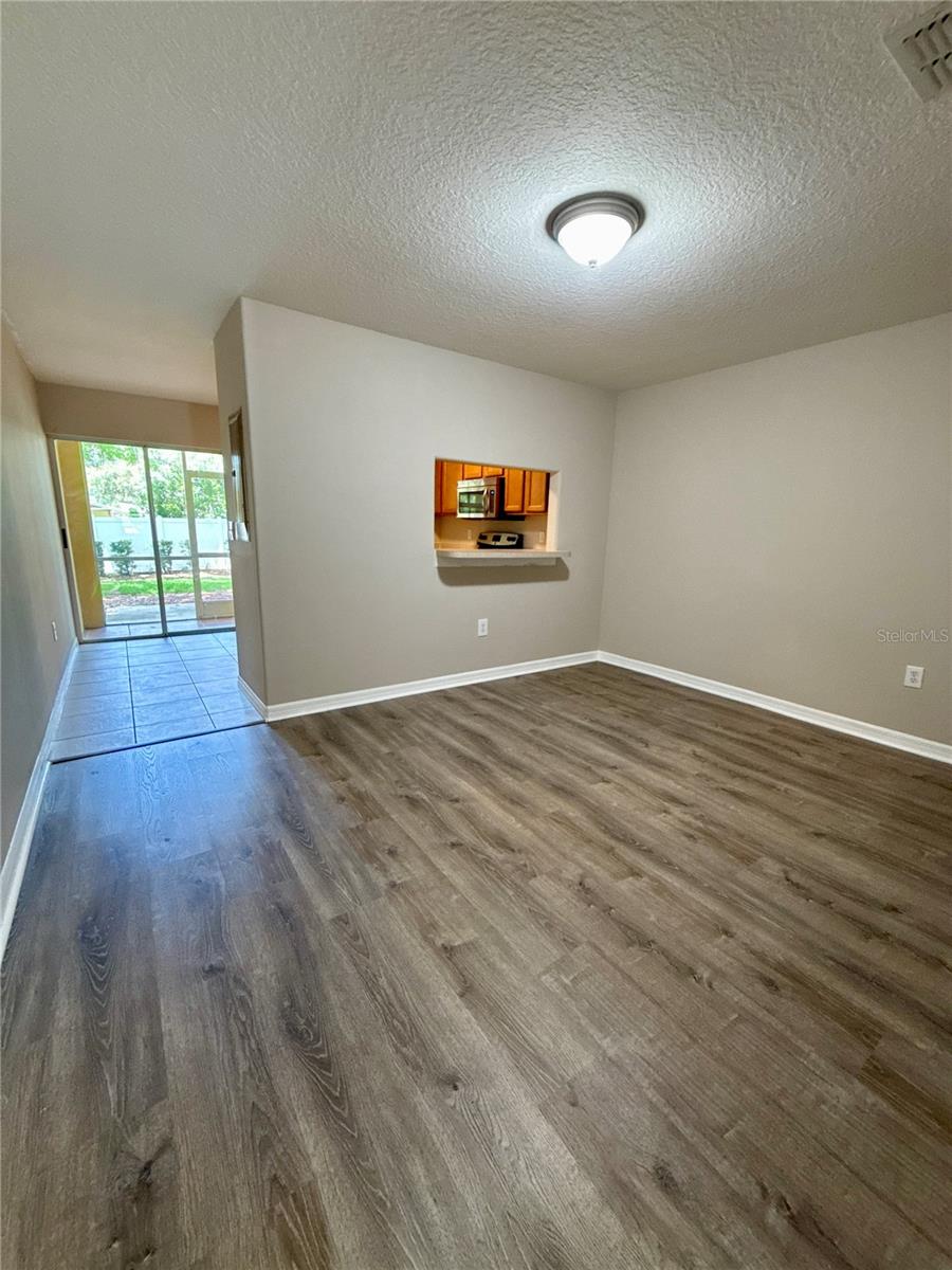 DINNING ROOM