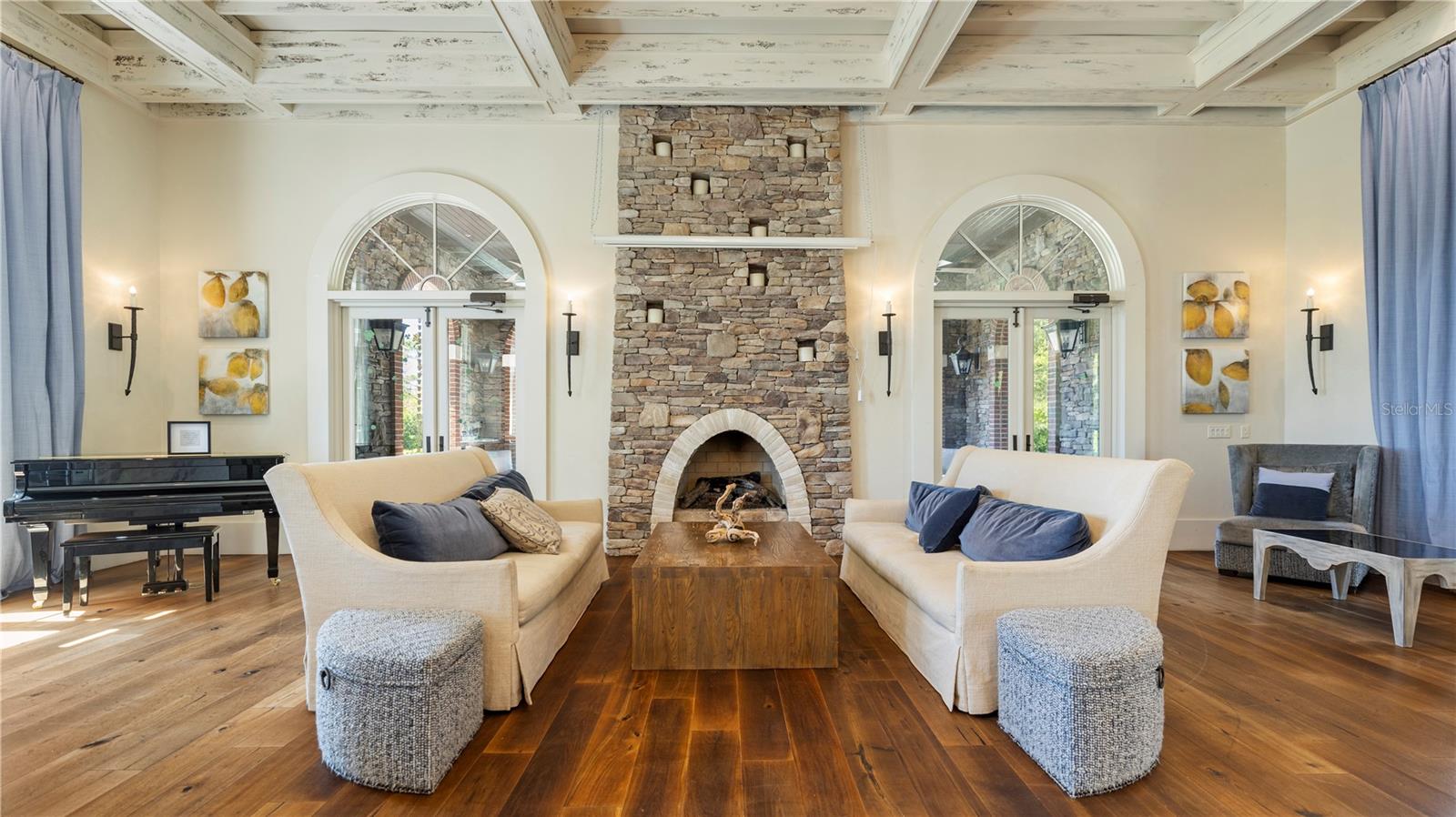 Estancia Amenities