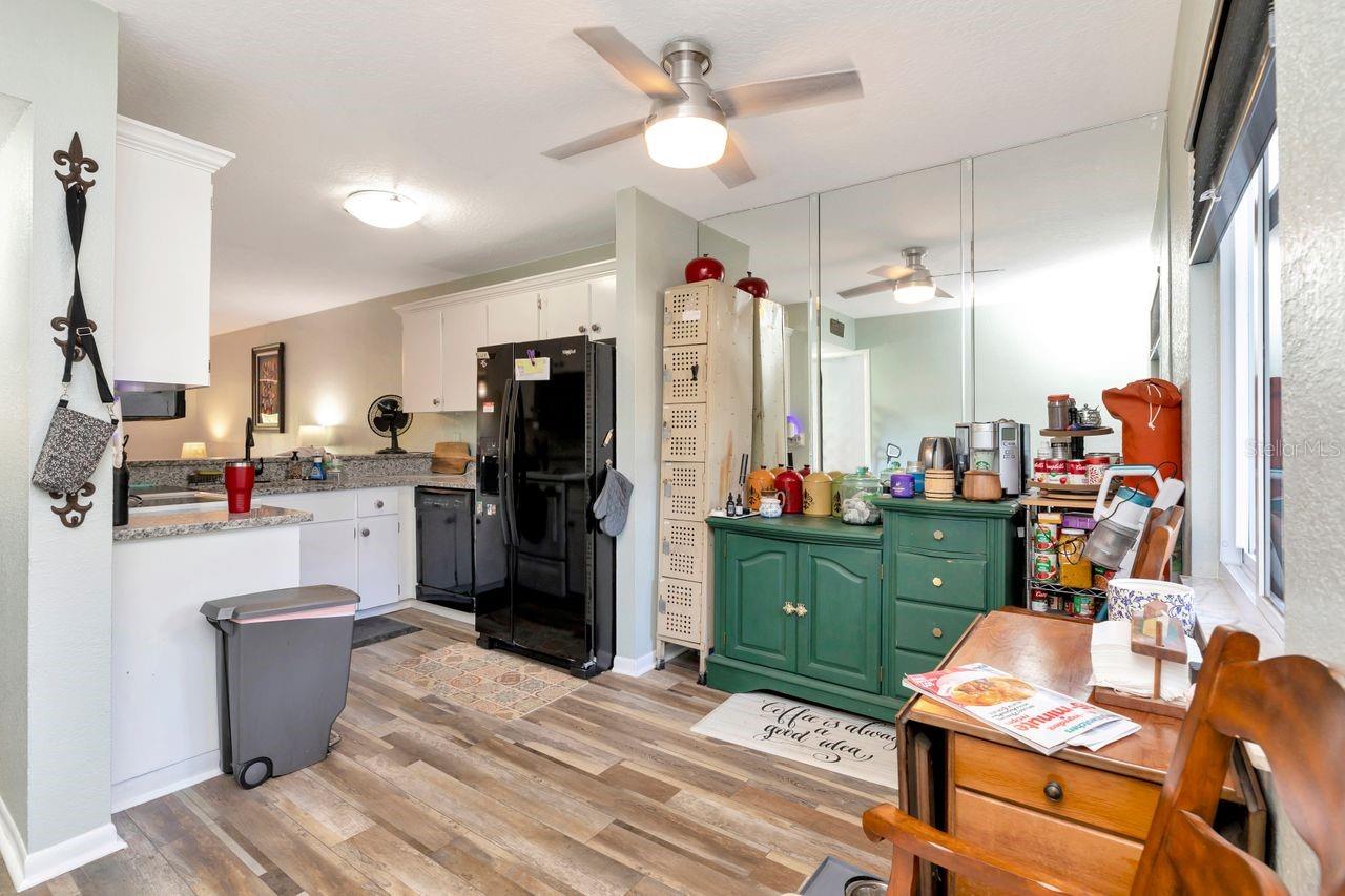 Dining room leads into kitchen
