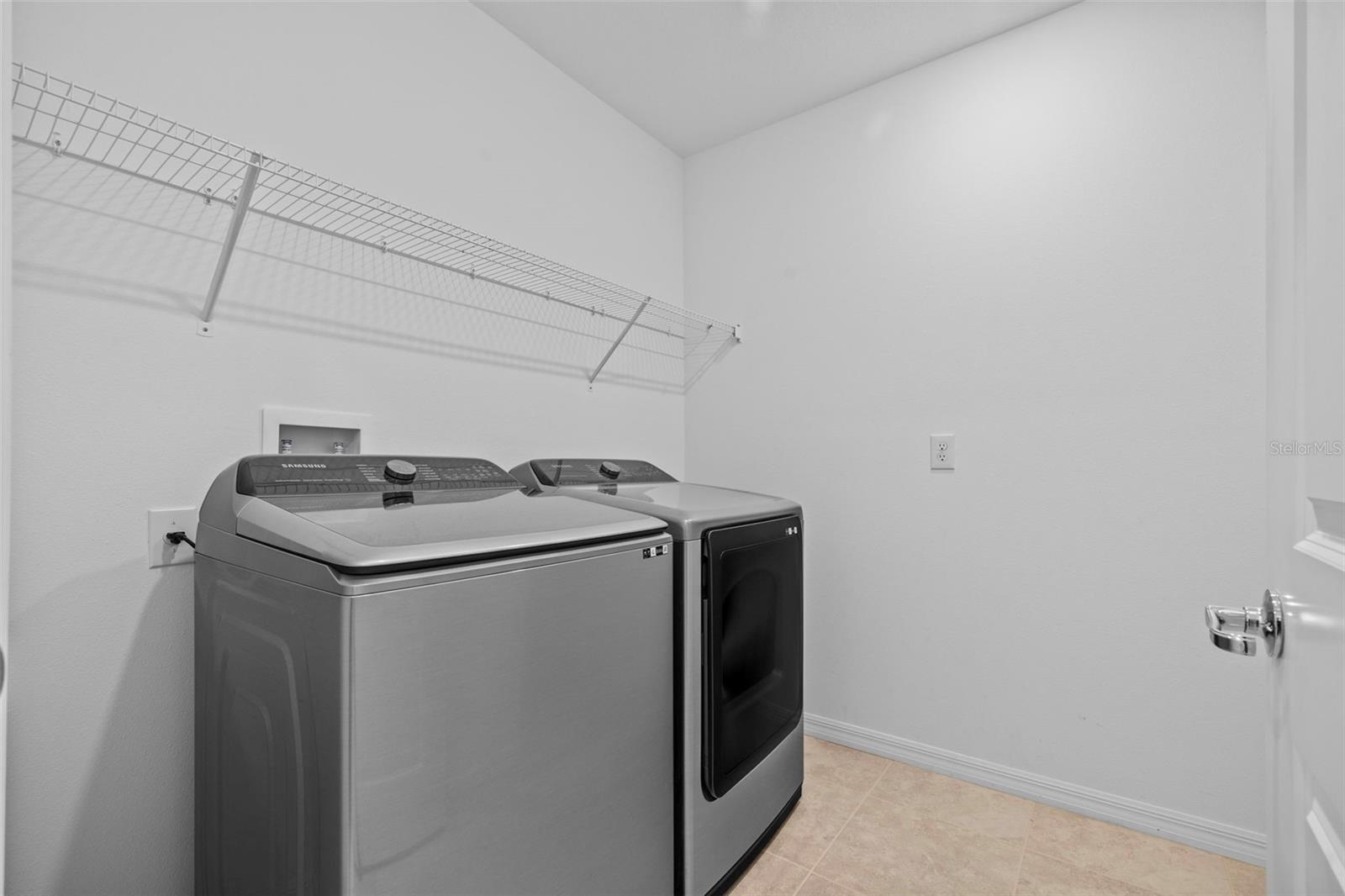 Oversized Laundry room