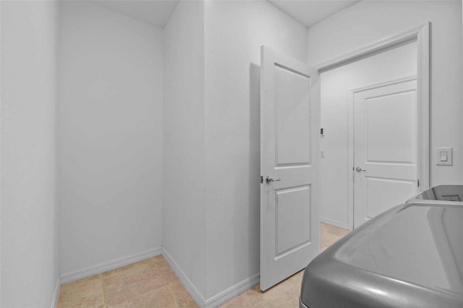 Oversized Laundry room