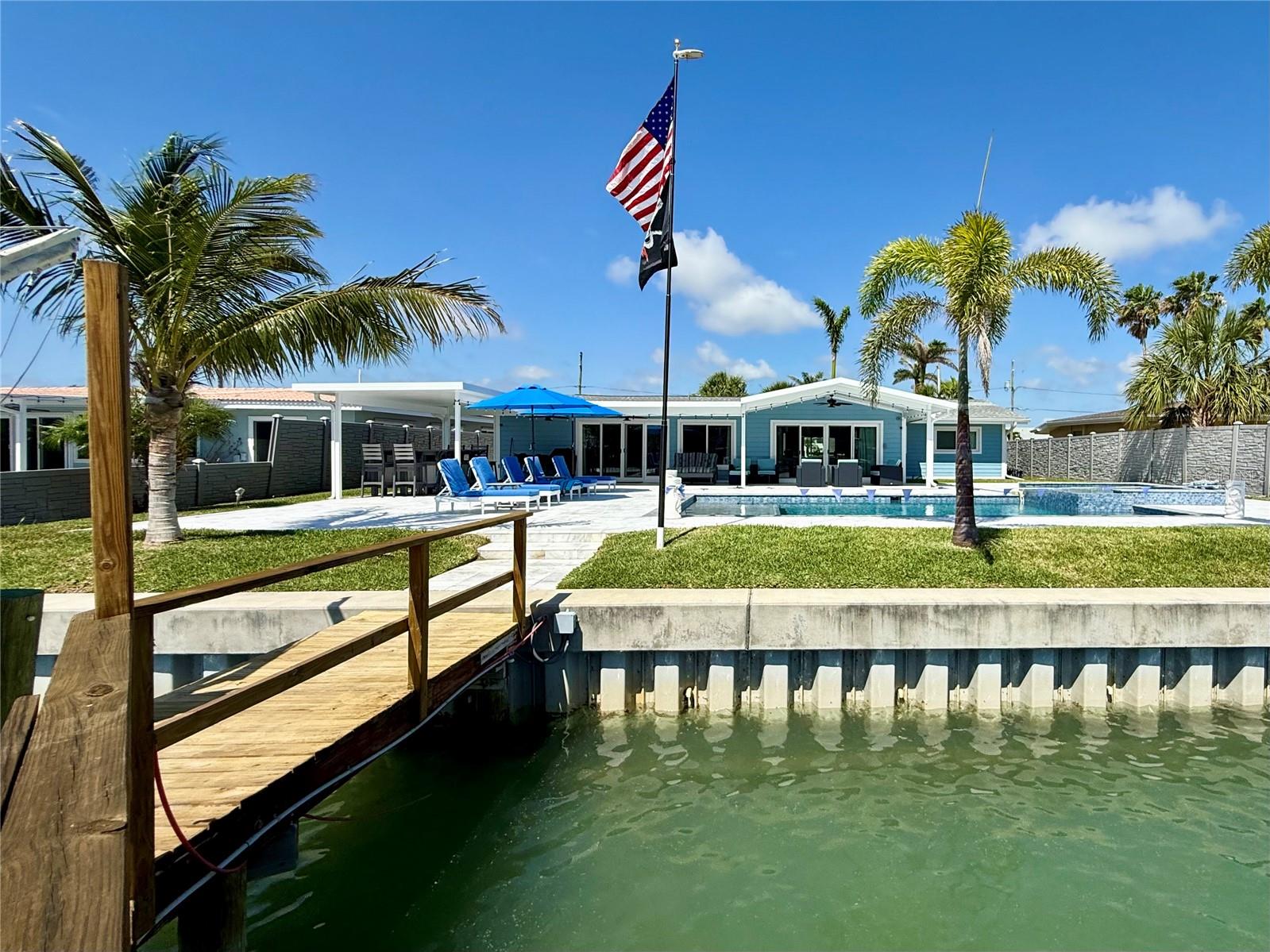 New sea wall and boat lift