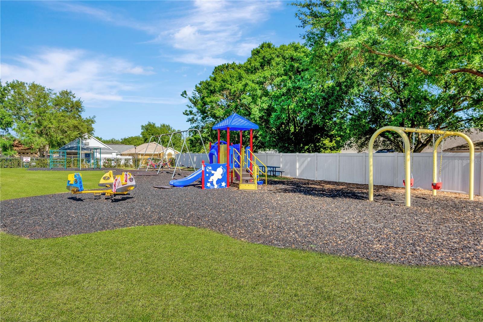 Neighborhood Amenities