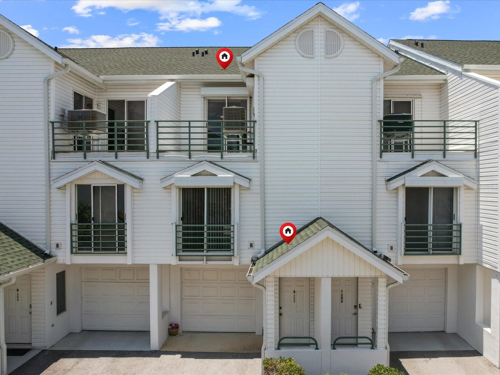Front elevation of unit