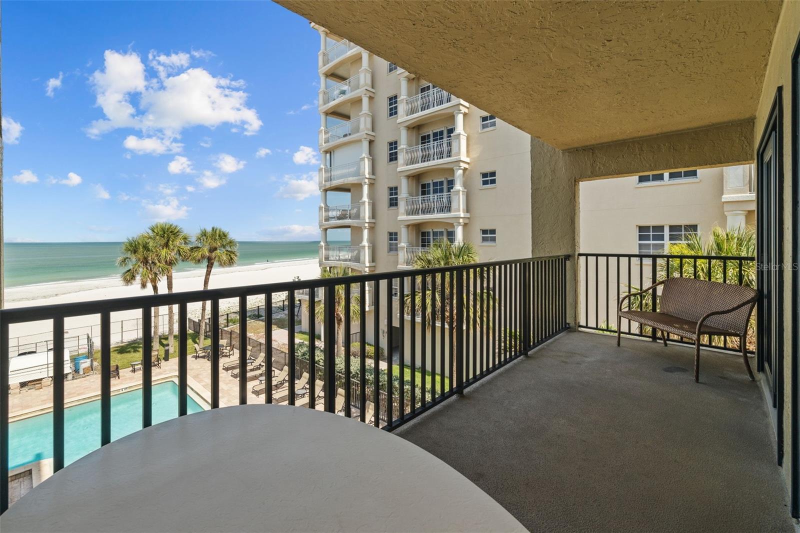 Huge Beach Front Porch!