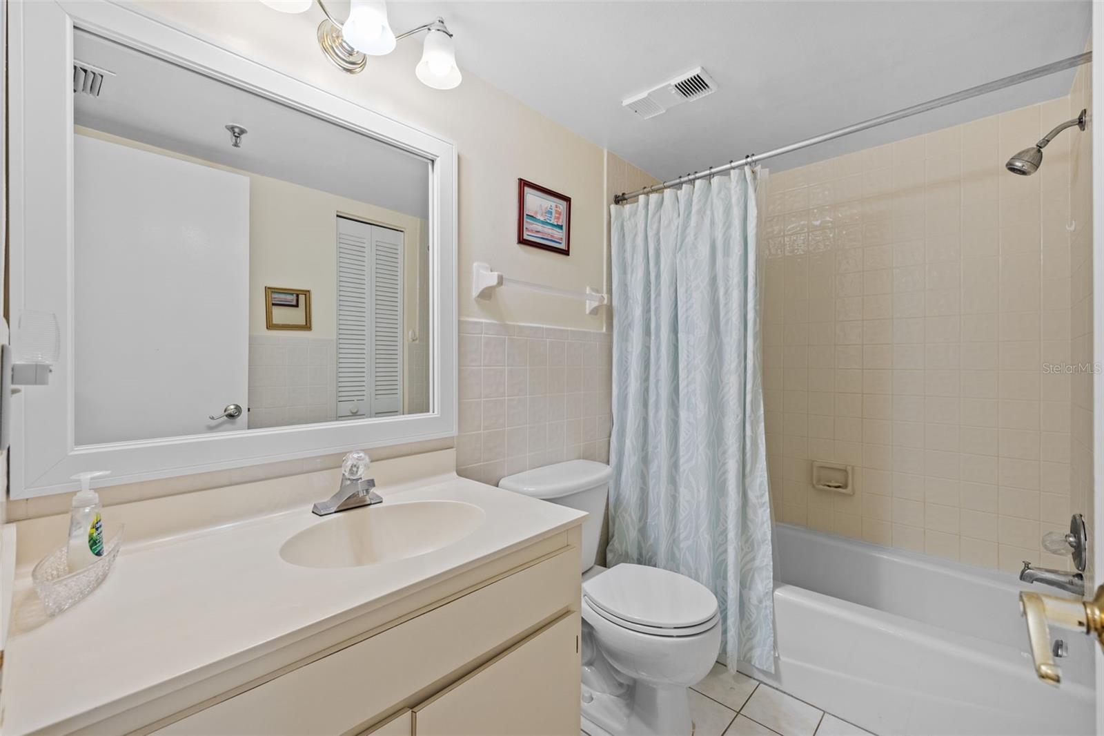 Secondary bathroom