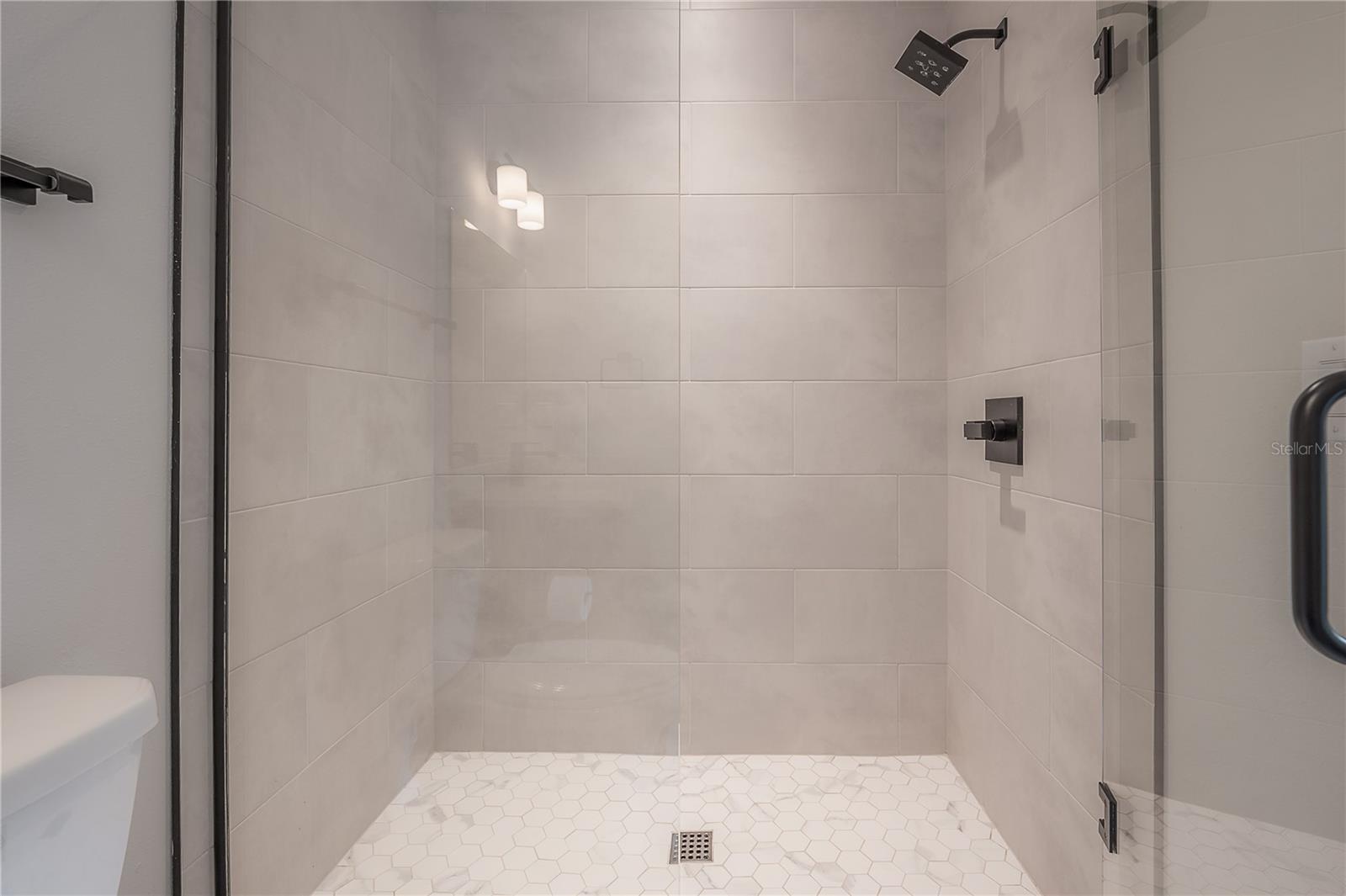 Guest bath with shower - 1st level