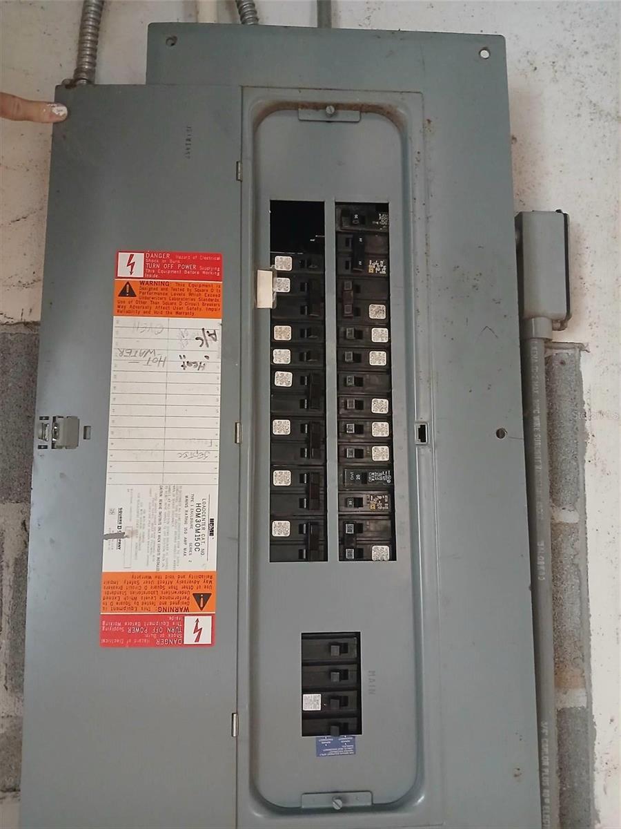 TB8390331