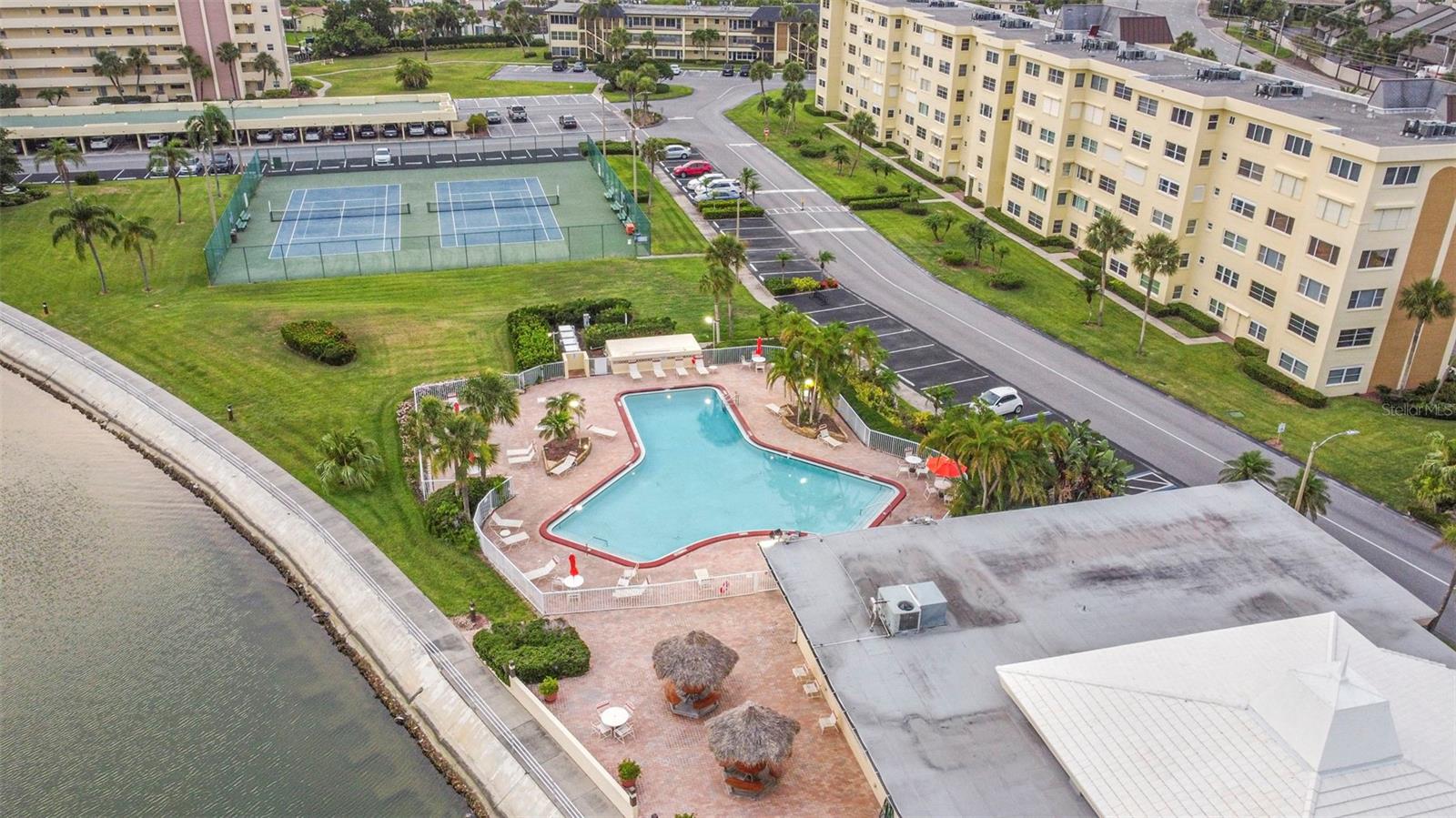 Clubhouse Pool (1 of 2 heatedpools)