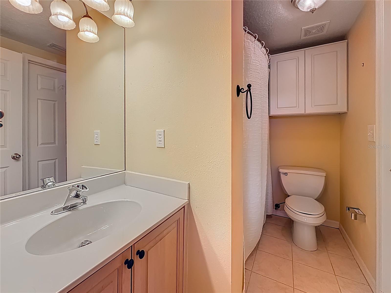 2nd Bathroom