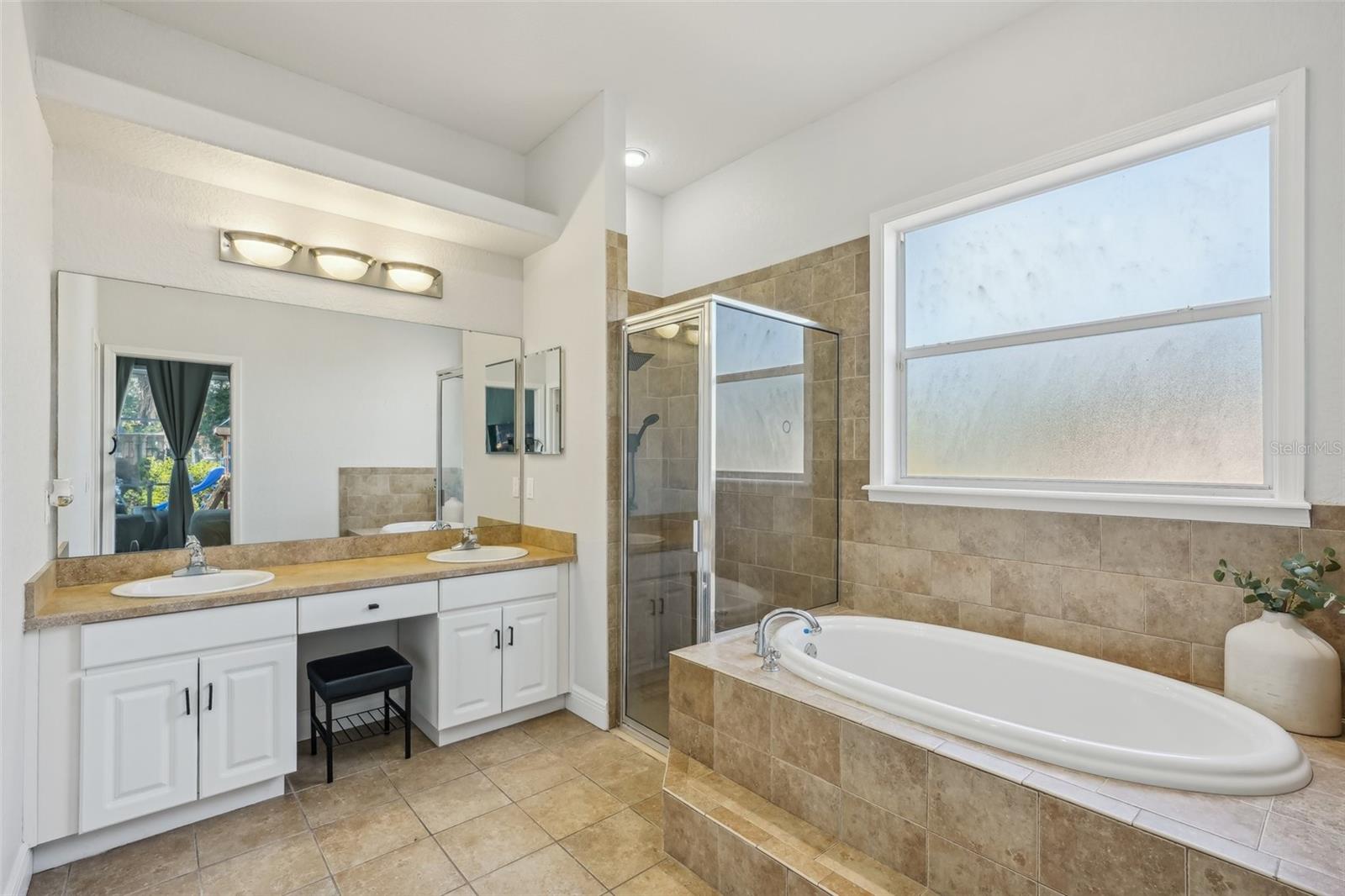 Primary en suite