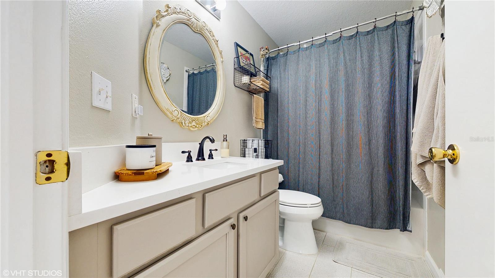 2nd Bathroom