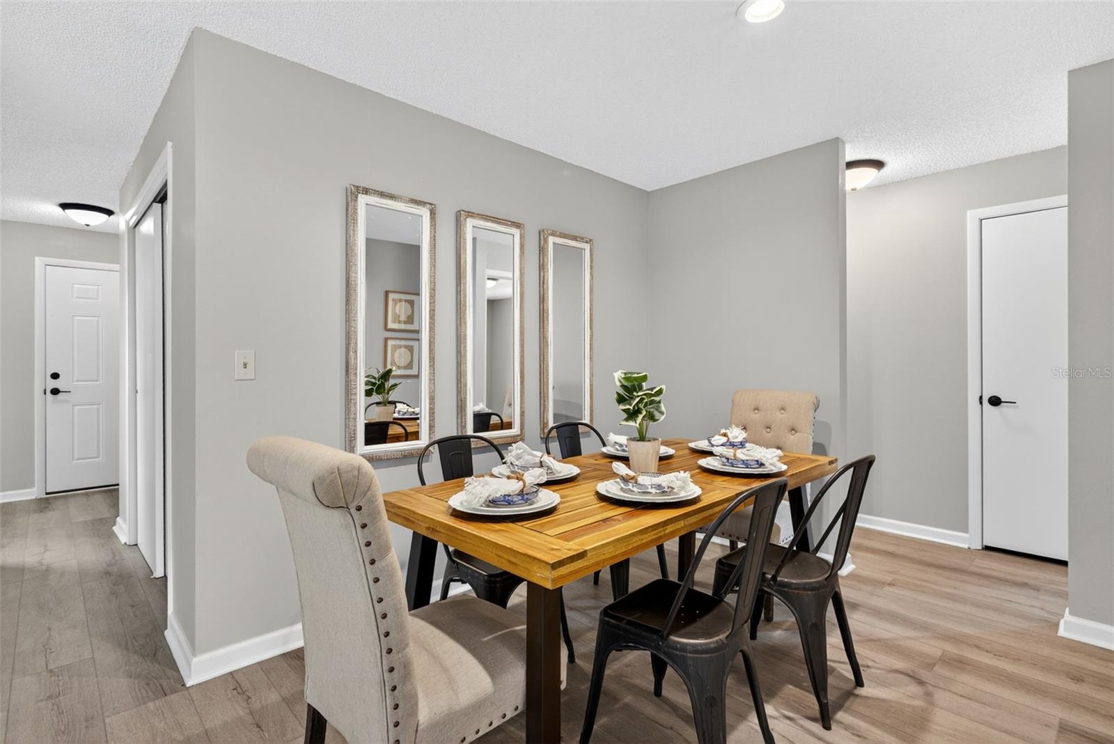 Dining room 12' X 10'