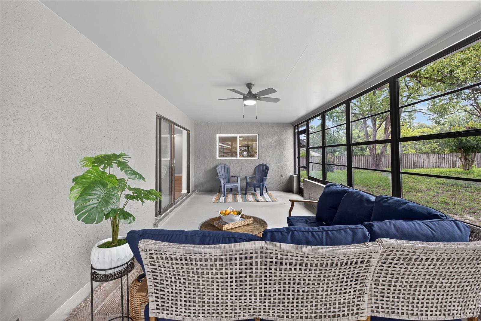 Florida room / Lanai26' X 11'