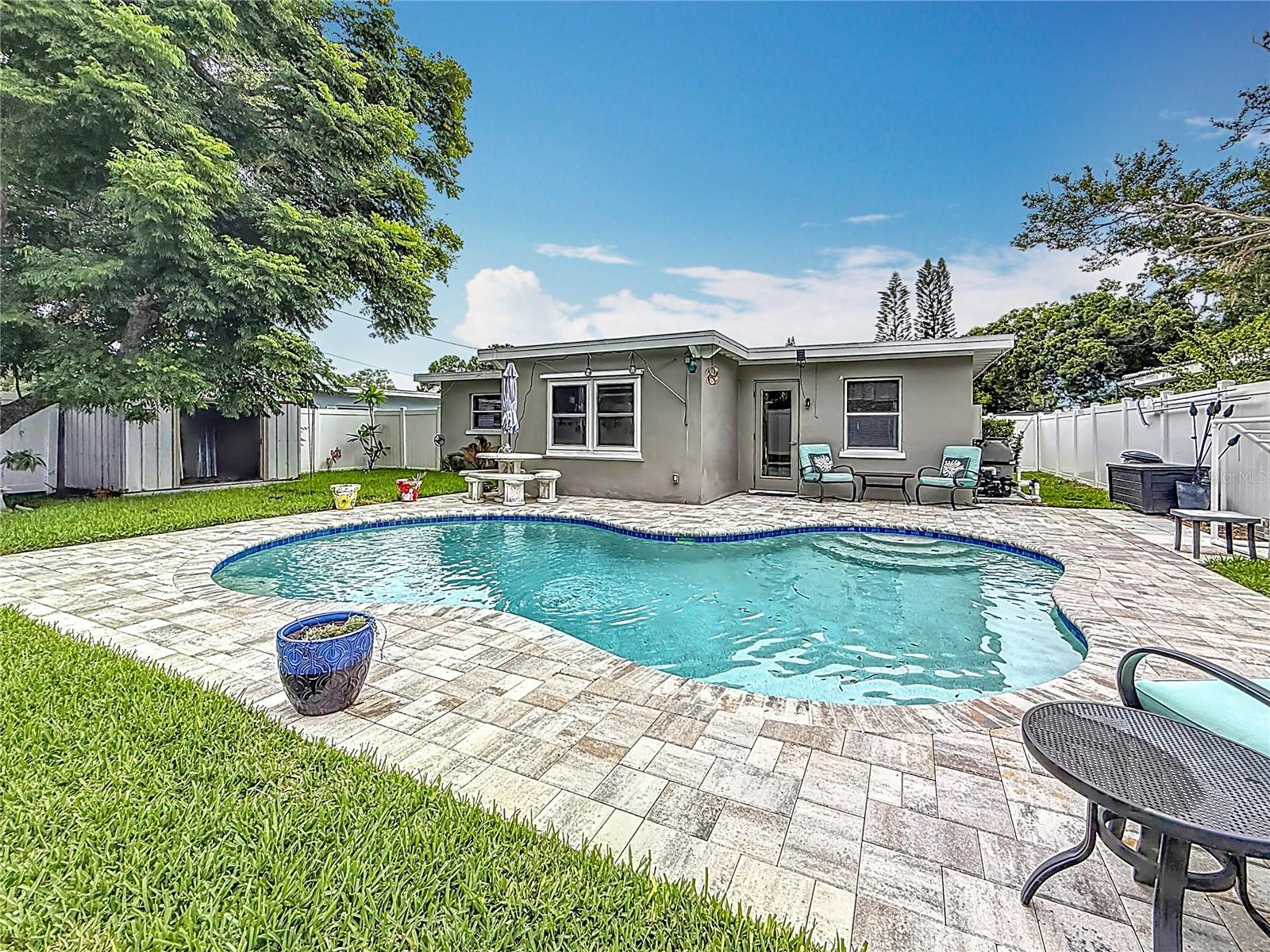 Outdoor Living Space & Pool Area