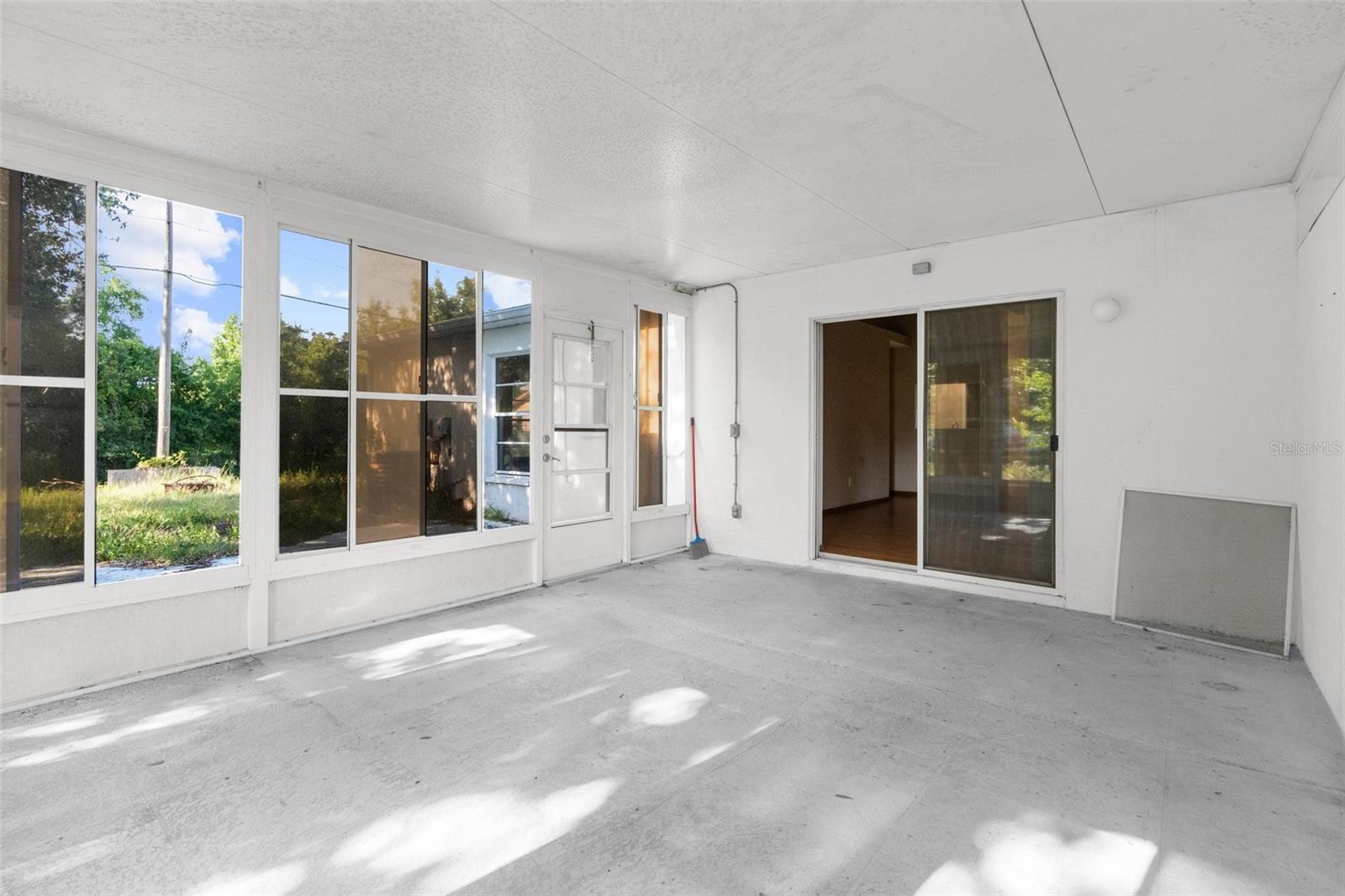 large lanai