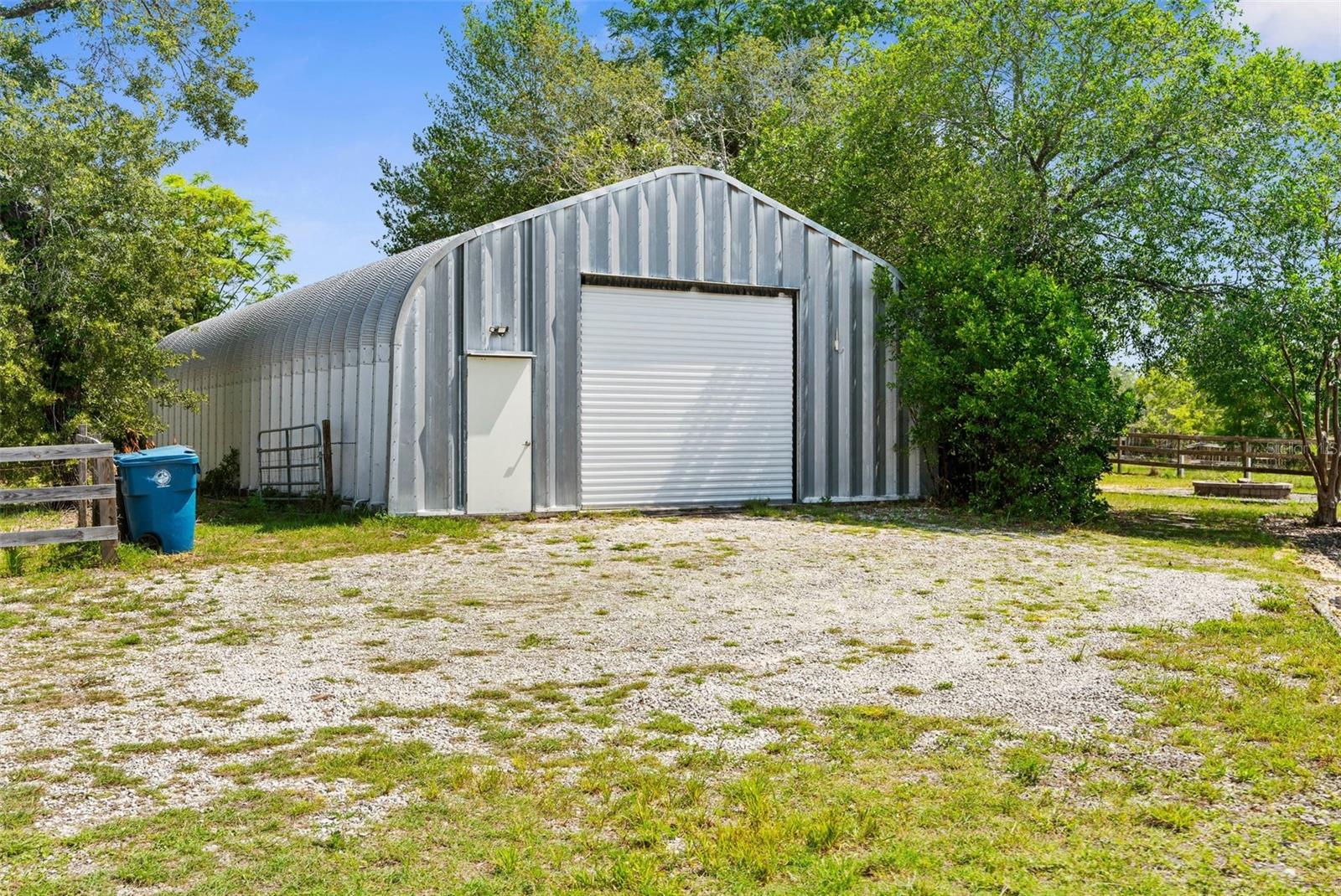 30x60 steel structure building
