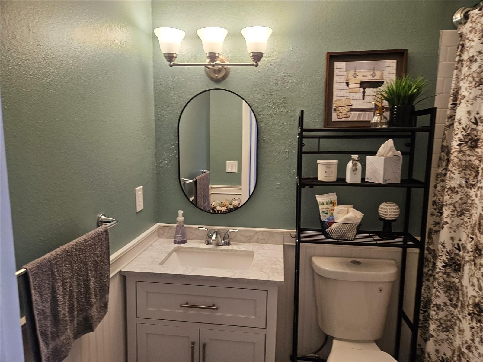 Full Bathroom
