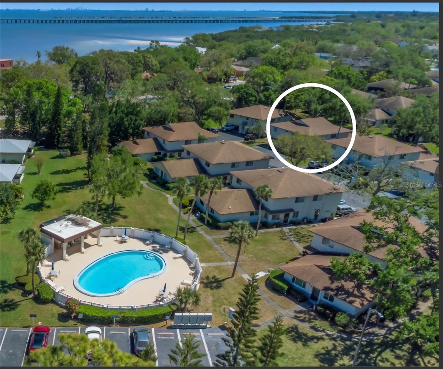 Proximity of unit to pool
