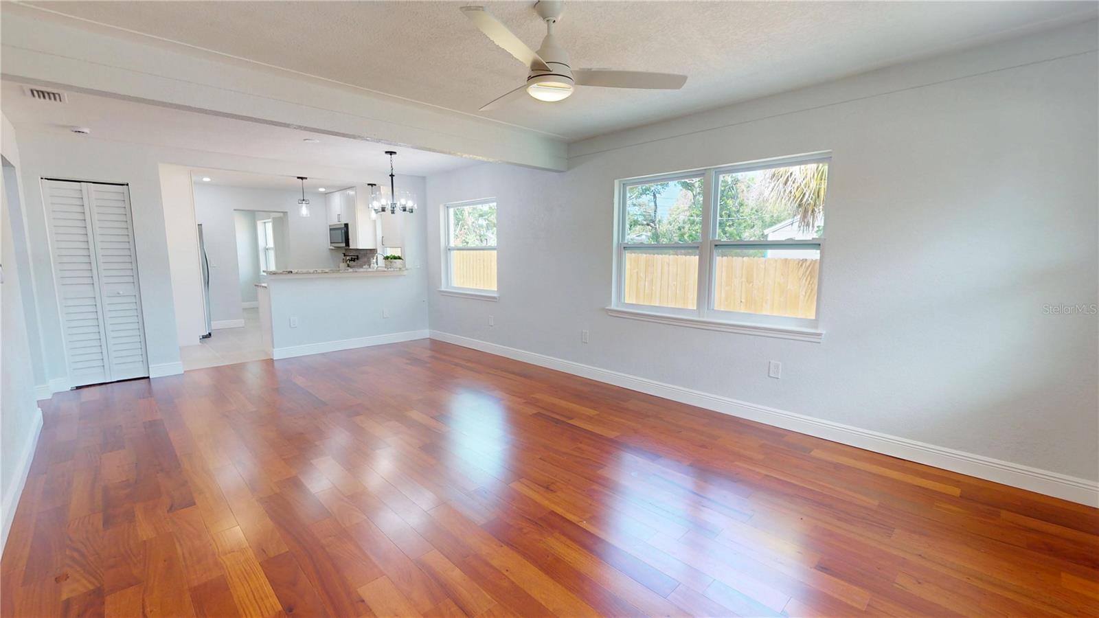 Living/Dining room