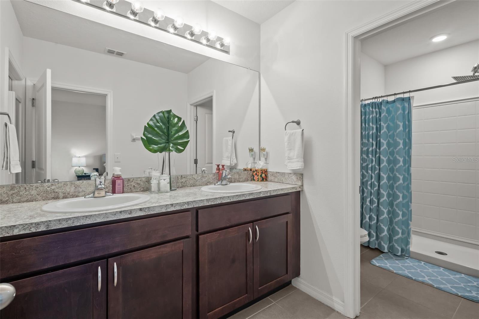 Primary En Suite