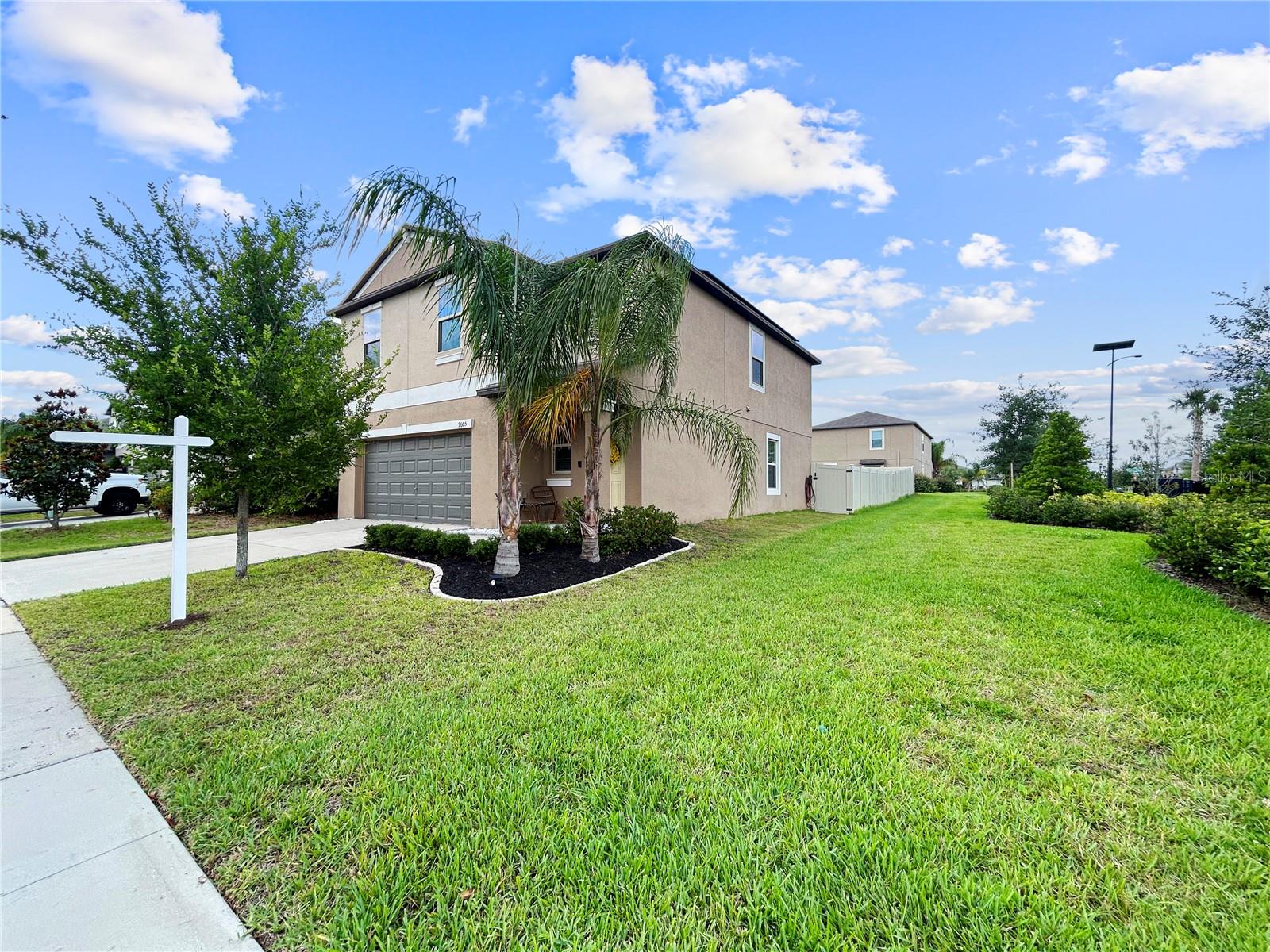 Side-Corner Lot